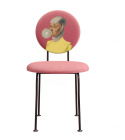 Krzesło tapicerowane CURIOS 1 " Kobieta z gumą balonową " różowe