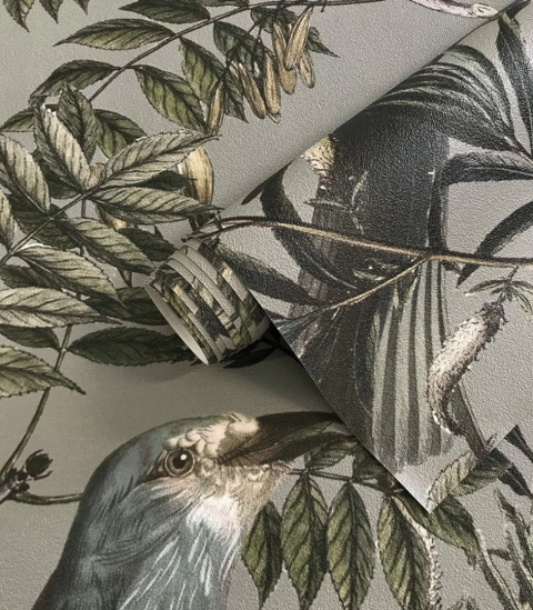 Tapeta Birds In Garden od Wallcolors