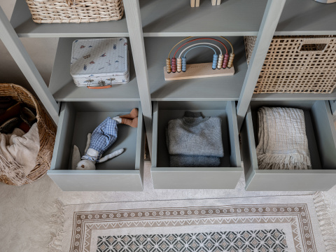 TWEENS eucalyptus shelf