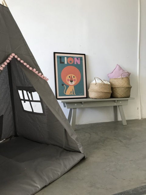 Teepee tent Grey with pink pompom