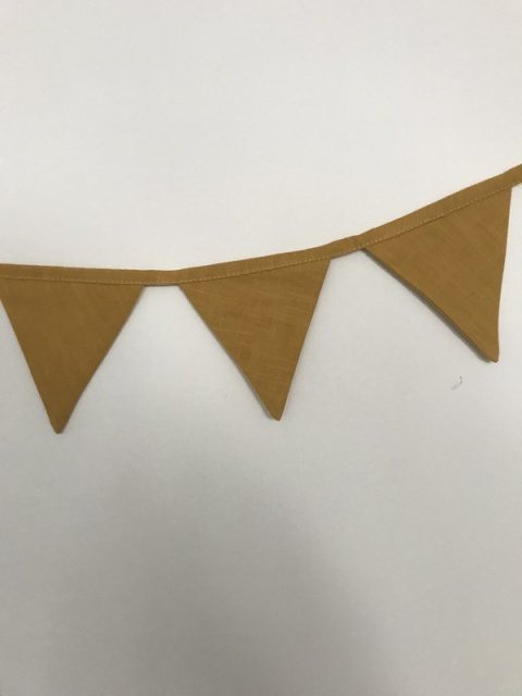 Triangle Garland Grey/mustard with LNU