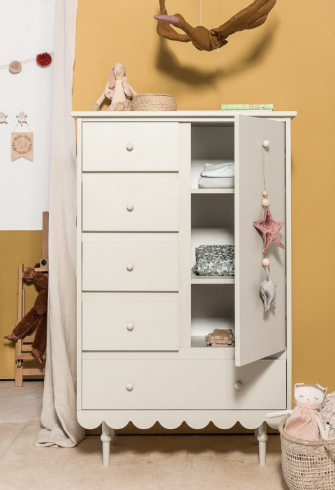 Babydushka Chest of Drawers